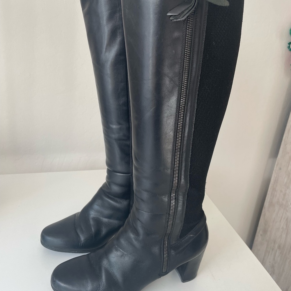 Black Knee-High Leather Boots